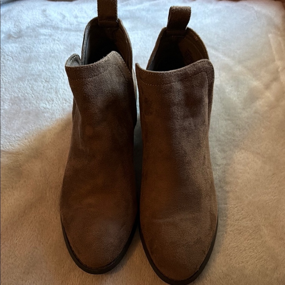 Women's brown Suede Ankle Boots